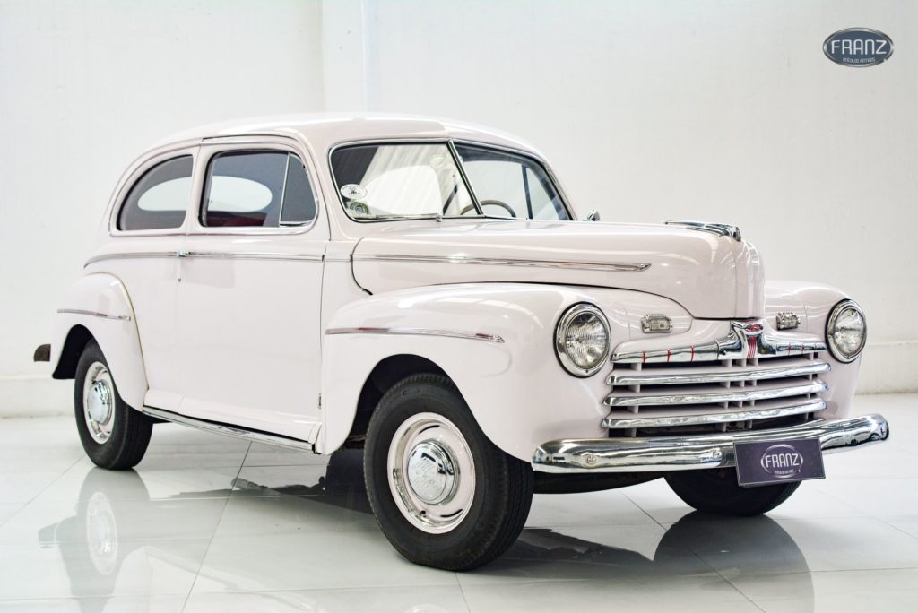 -Ford 1946 sedan- Vendido