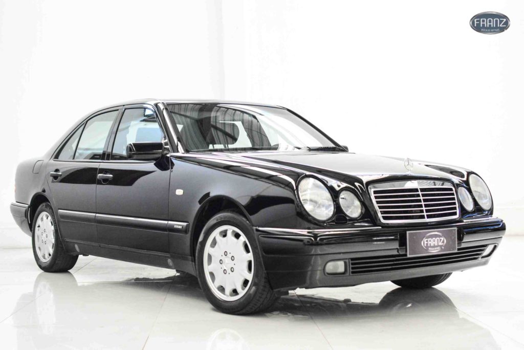 Mercedes Benz E320 1997 - Vendido